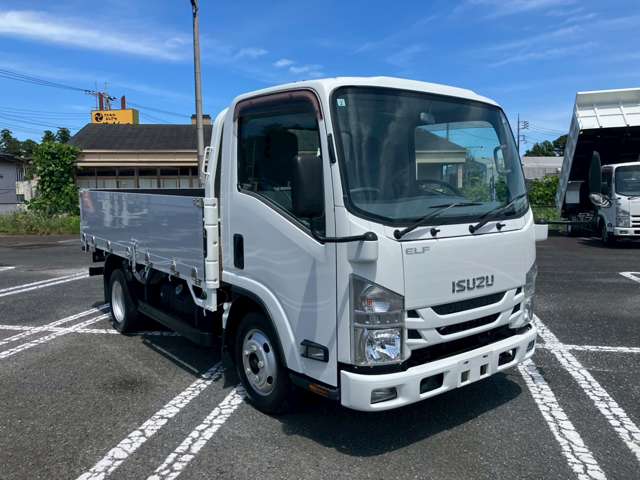 Isuzu Elf 3
