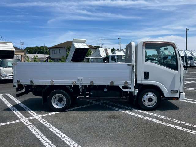 Isuzu Elf 4