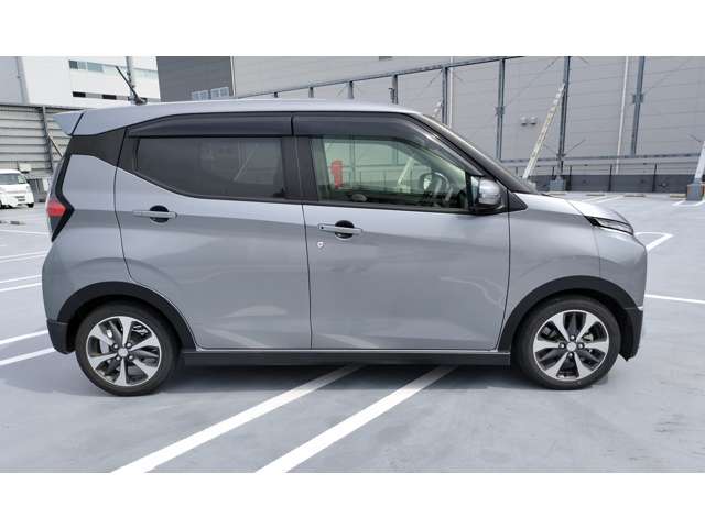Mitsubishi eK X 11