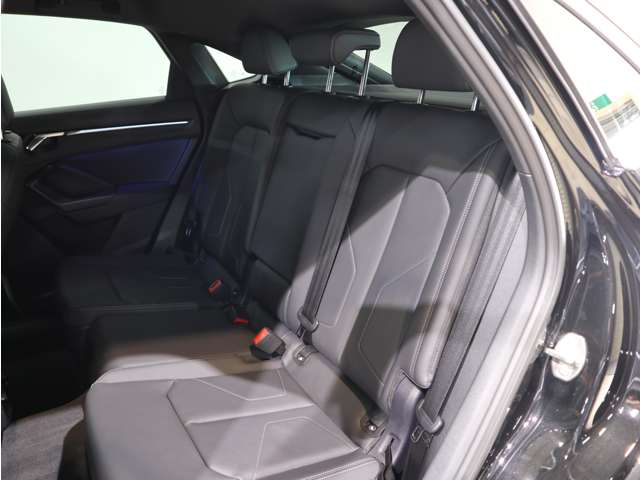 Audi Q3 Sportback 7