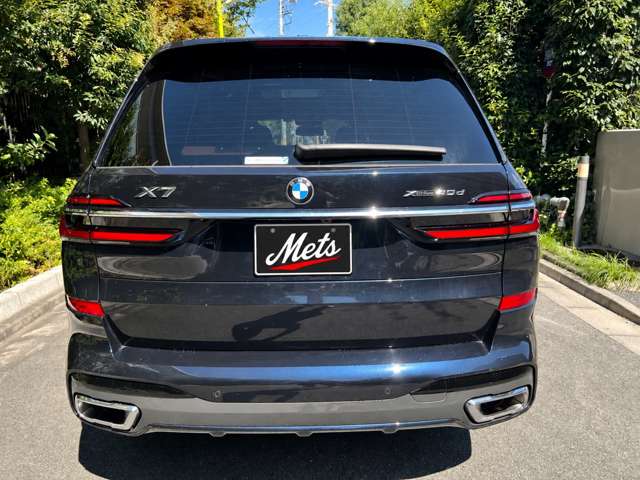 BMW X7 6