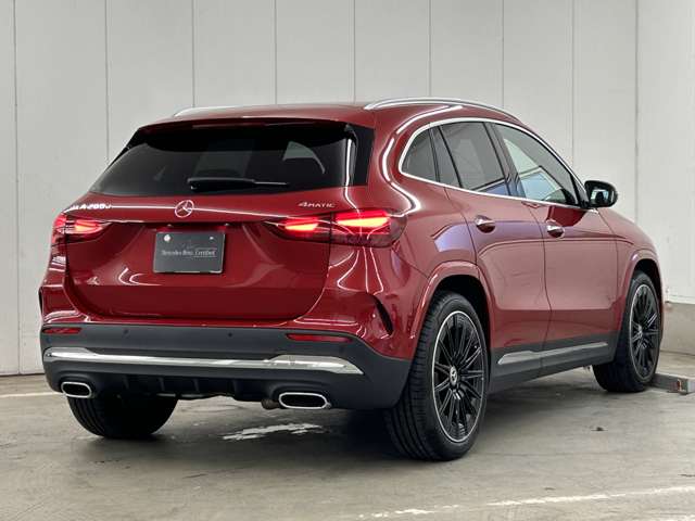 Mercedes-Benz GLA-Class 5