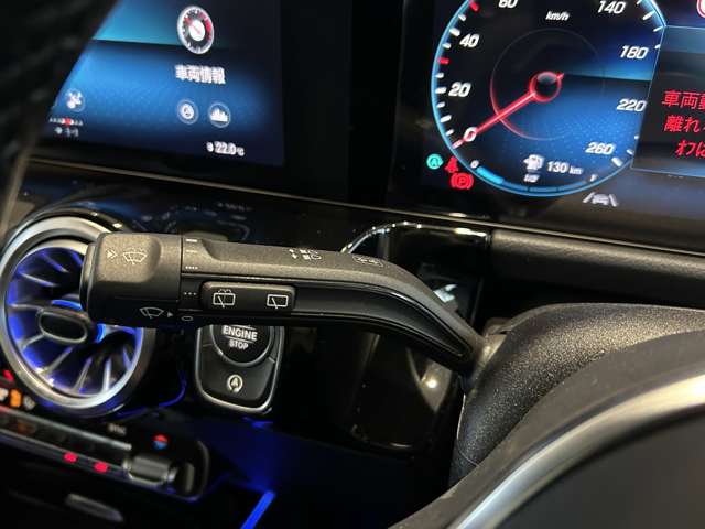 Mercedes-Benz GLA-Class 11