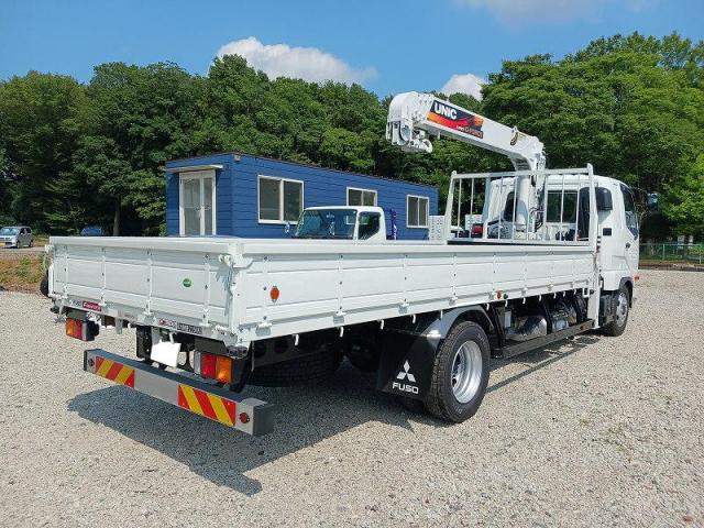 Mitsubishi Fuso Fighter 2