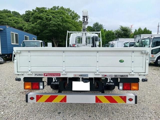 Mitsubishi Fuso Fighter 12