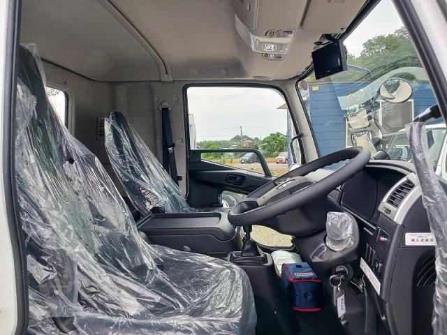 Mitsubishi Fuso Fighter 7