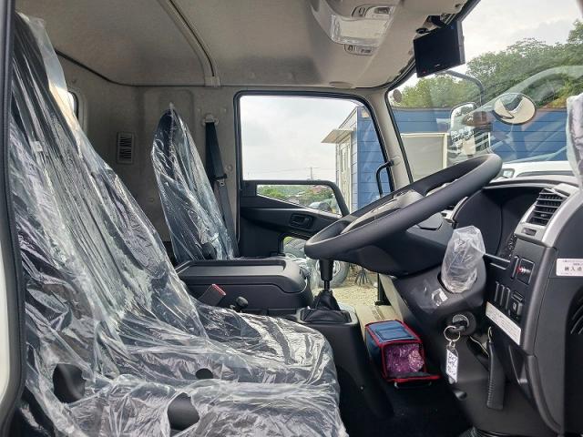 Mitsubishi Fuso Fighter 7