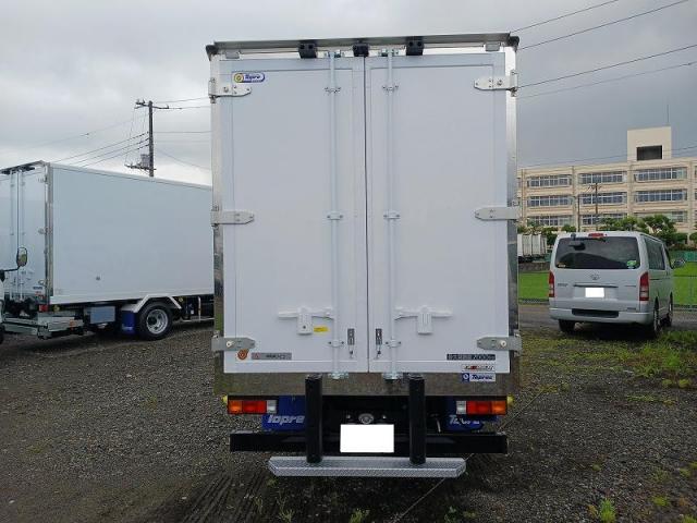 Mitsubishi Fuso Canter 6
