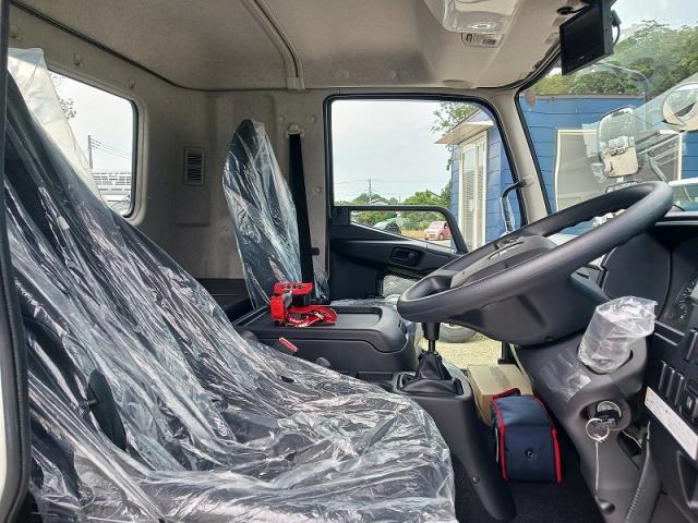 Mitsubishi Fuso Fighter 7