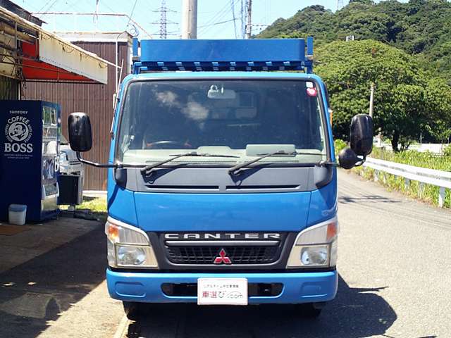 Mitsubishi Fuso Canter 2