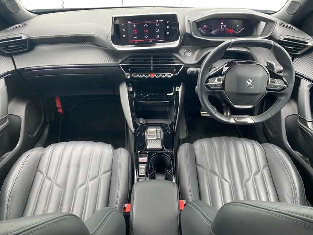 Peugeot SUV 2008 2
