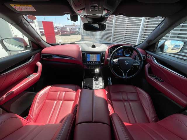 Maserati Levante 6