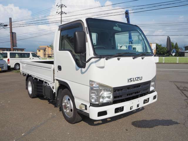 Isuzu Elf 2