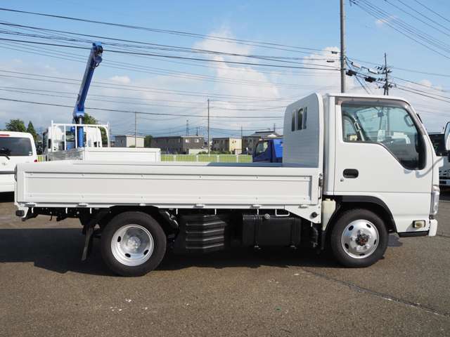 Isuzu Elf 3