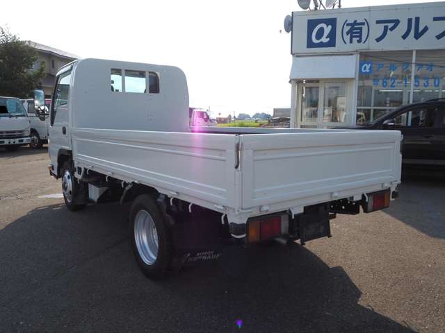 Isuzu Elf 5