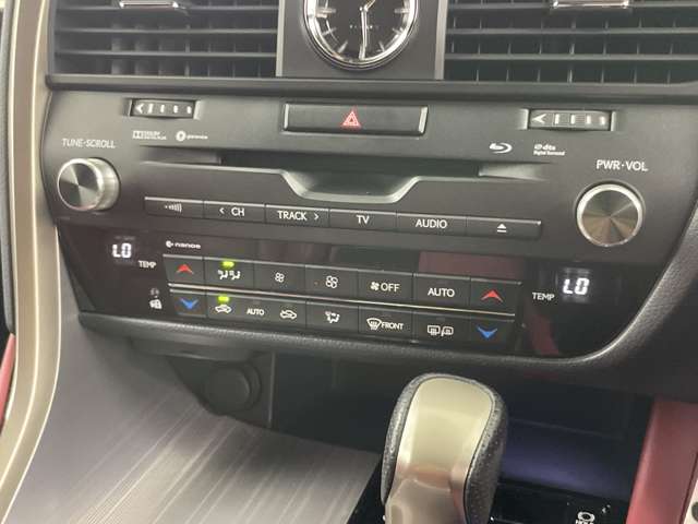 Lexus RX 10