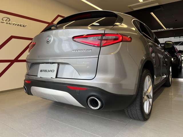 Alfa Romeo Stelvio 11