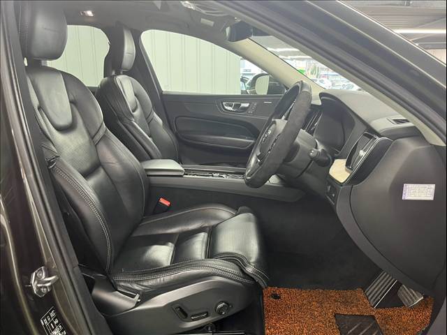 Volvo XC60 11