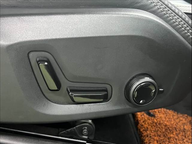 Volvo XC60 10