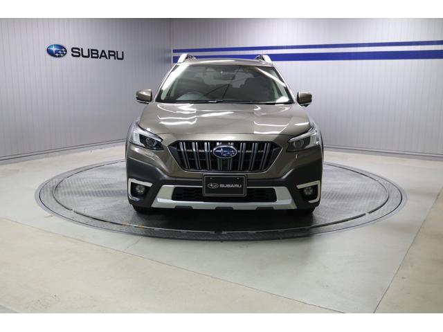 Subaru Legacy Outback 5