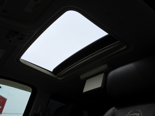 Cadillac エスカレード 5