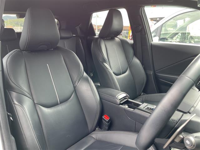 Lexus LBX 12