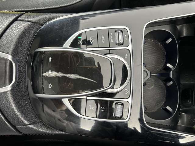 Mercedes-Benz E-Class All-Terrain 11