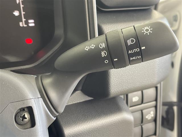 Toyota Land Cruiser FJ 11