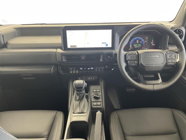 Toyota Land Cruiser FJ 5