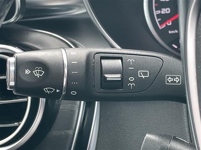 Mercedes-Benz GLC 10