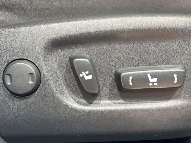 Lexus NX 7