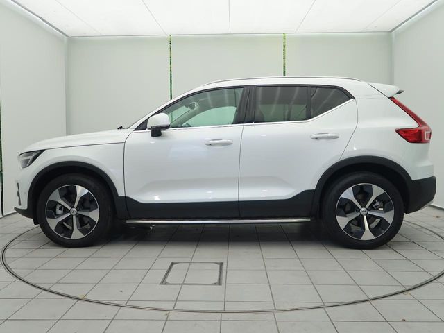 Volvo XC40 11