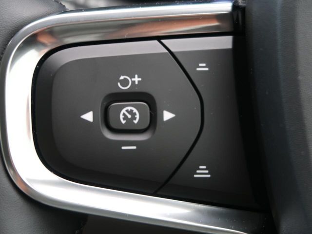 Volvo XC40 7