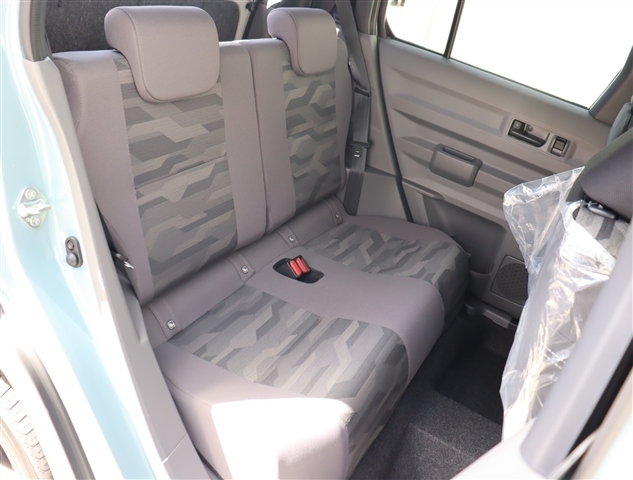 Daihatsu Taft 11