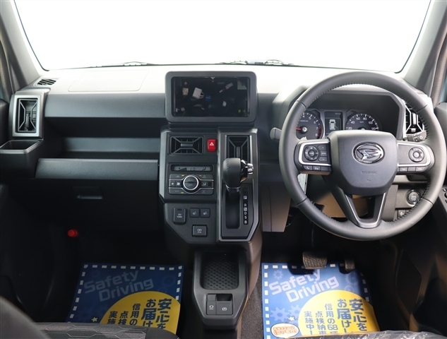 Daihatsu Taft 7