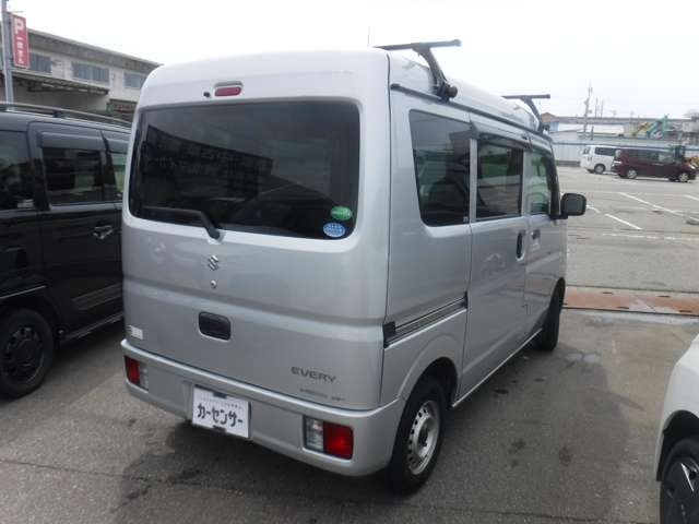 Suzuki Every 2