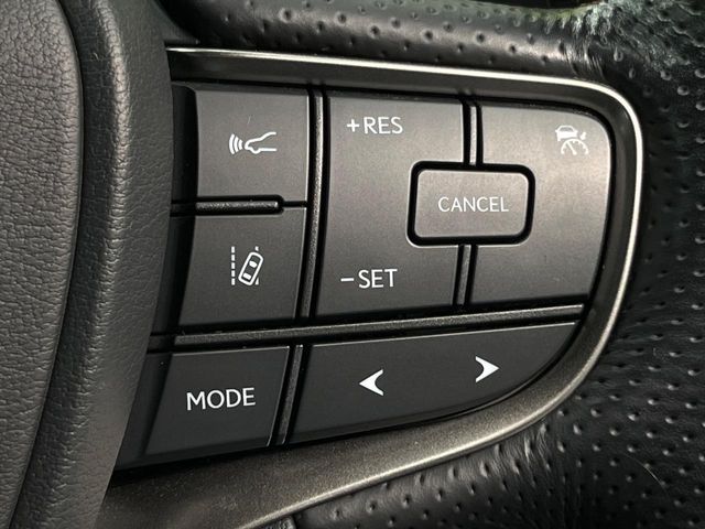 Lexus UX 7