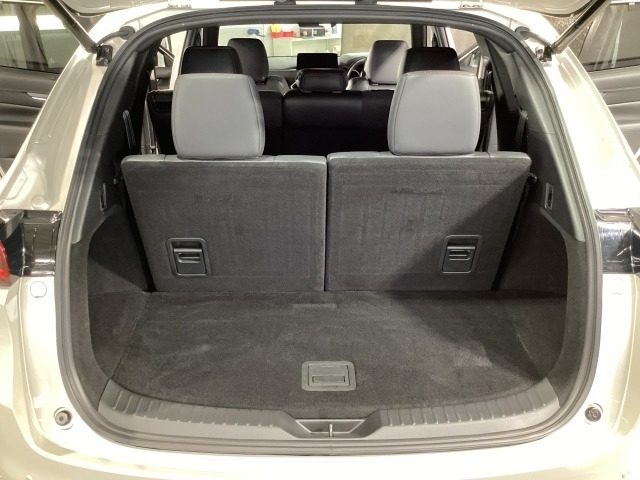 Mazda CX-8 12