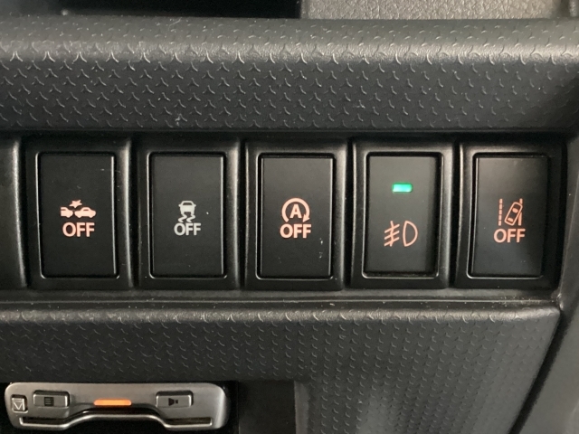 Mazda Flair Crossover 5