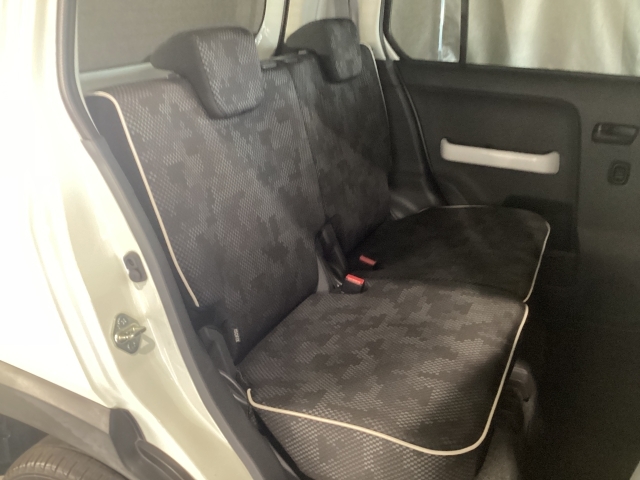 Mazda Flair Crossover 10