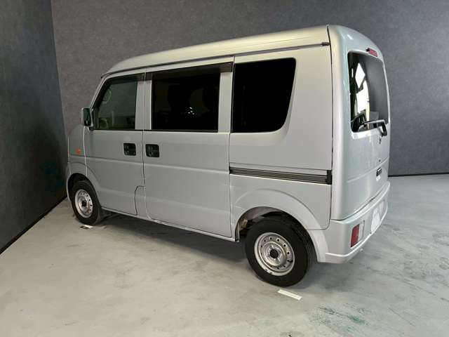 Suzuki Every 11