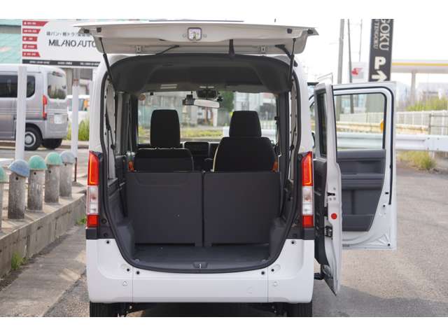 Honda N-VAN 12