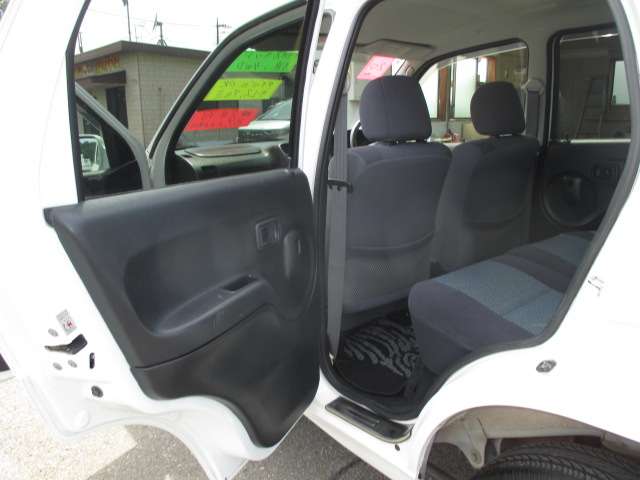 Daihatsu Terios Kid 12