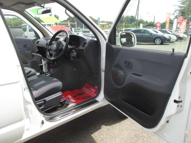 Daihatsu Terios Kid 9