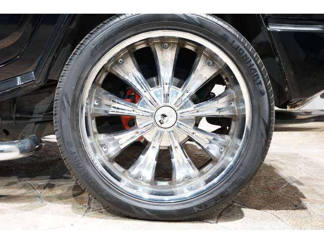 Hummer H2 12