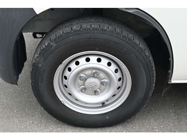 Toyota Light Ace Truck 11