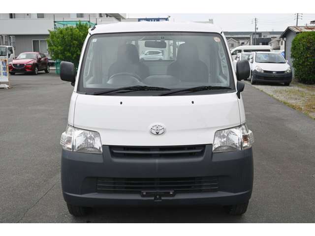 Toyota Light Ace Truck 2