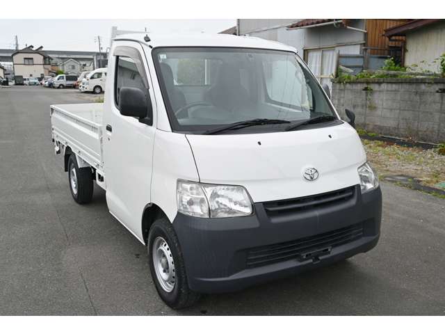 Toyota Light Ace Truck 3