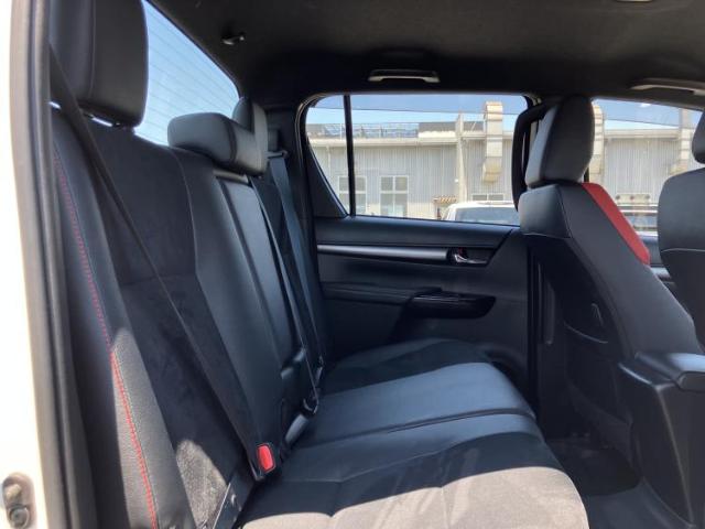 Toyota Hilux 7