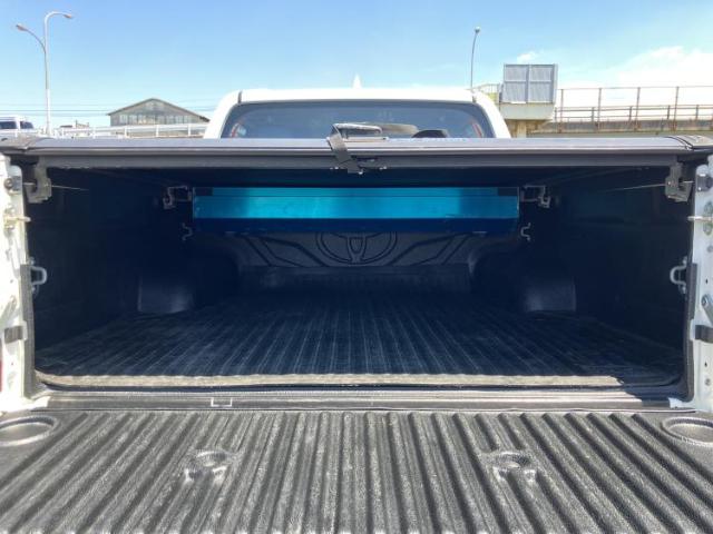 Toyota Hilux 10